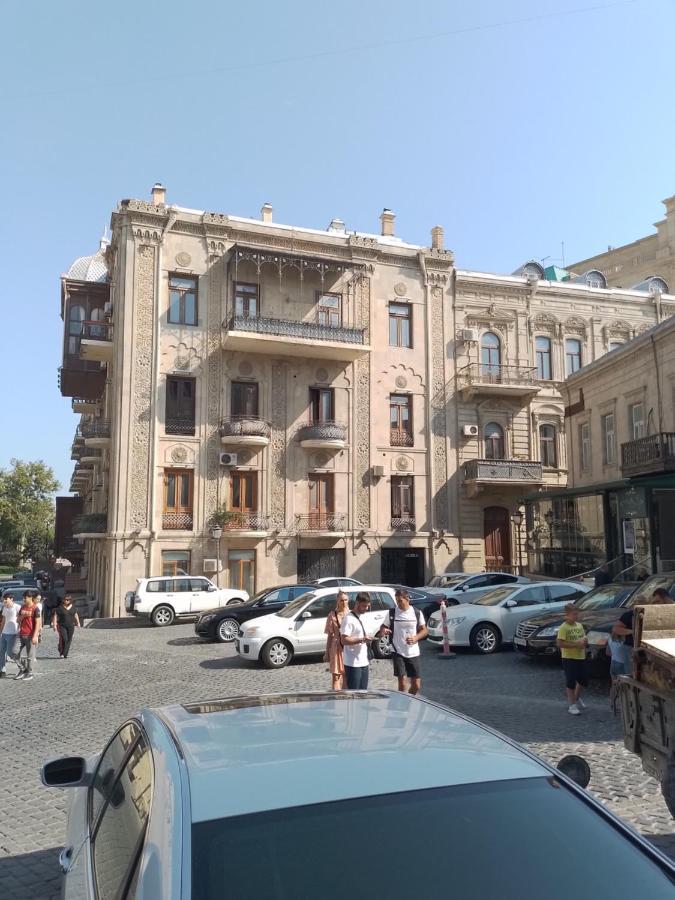 Delux Duplex Apartment In Old City Bakoe Buitenkant foto